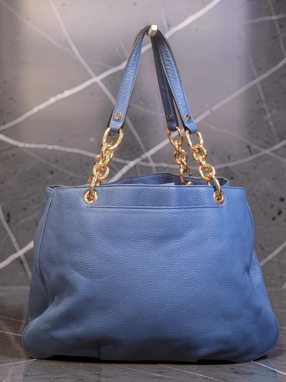 Michael Kors Fulton Large Chain Shoulder Tote Blue EUC